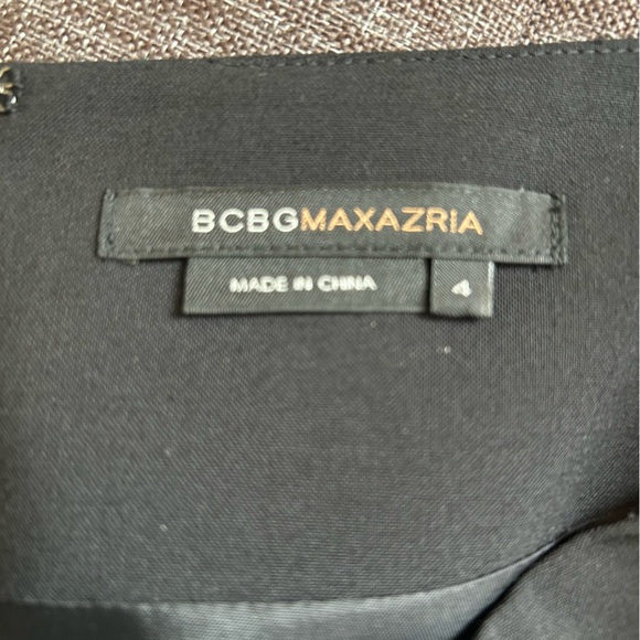 BCBG MaxAzria Black Wool Pencil Skirt, Size 4 - Picture 4 of 7